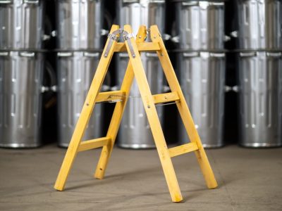 Rebrík dvojitý drevený 3 priečky 1